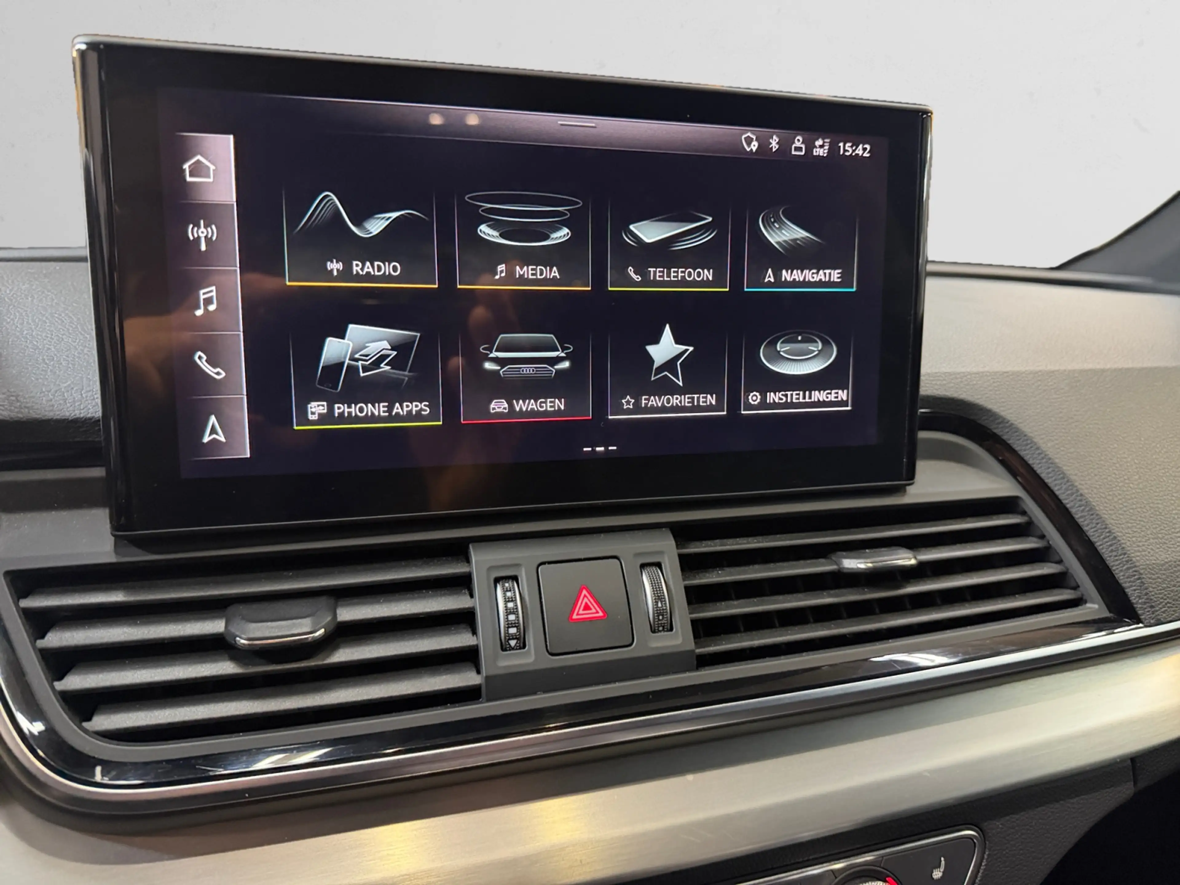 Audi Q5 50 TFSI e S edition Competition Elek Trekhaak, Xen — photo 11