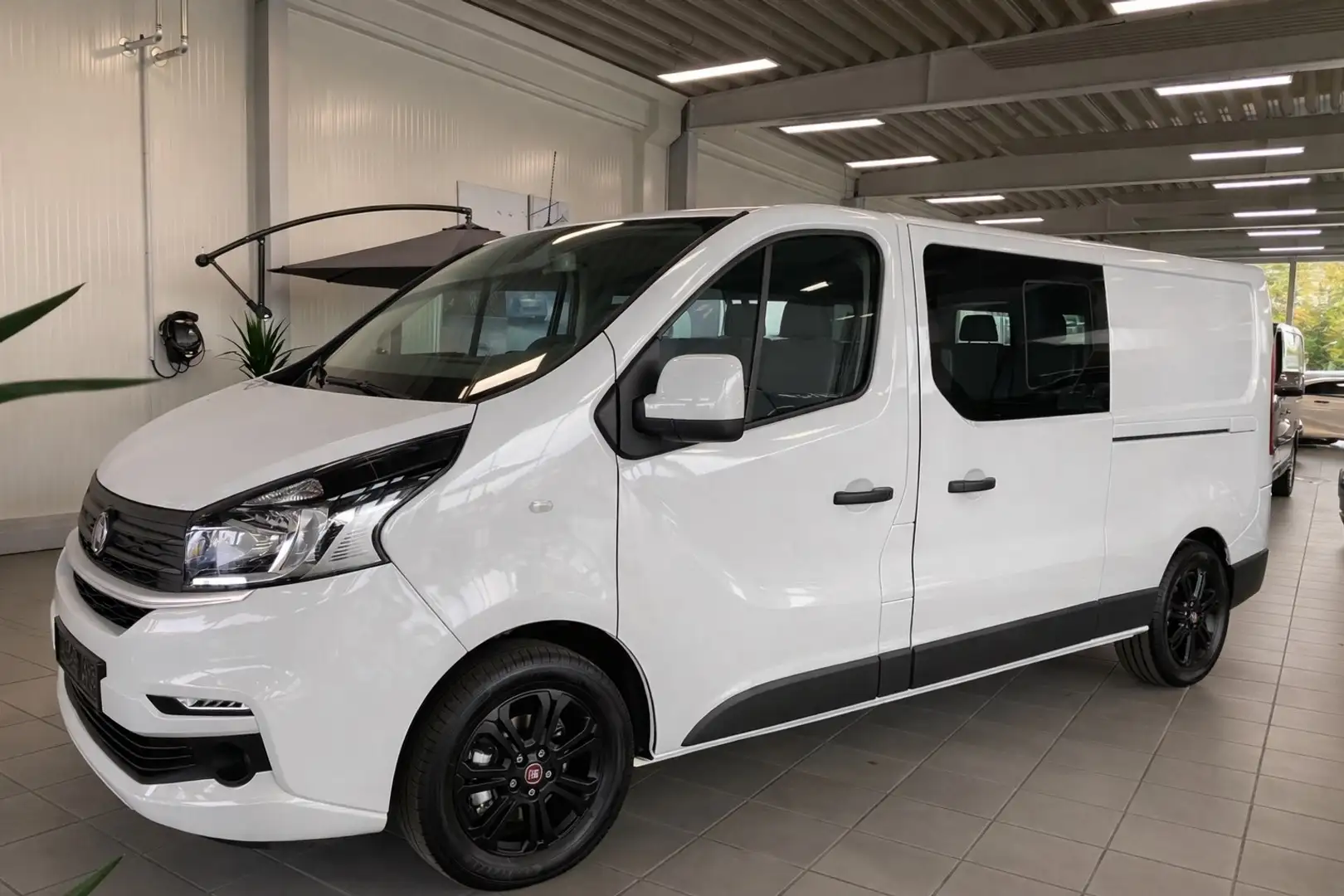 Fiat Talento Kombi 3,0t 2,0 EcoJet 145 S&S L2H1 SX Weiß - 1