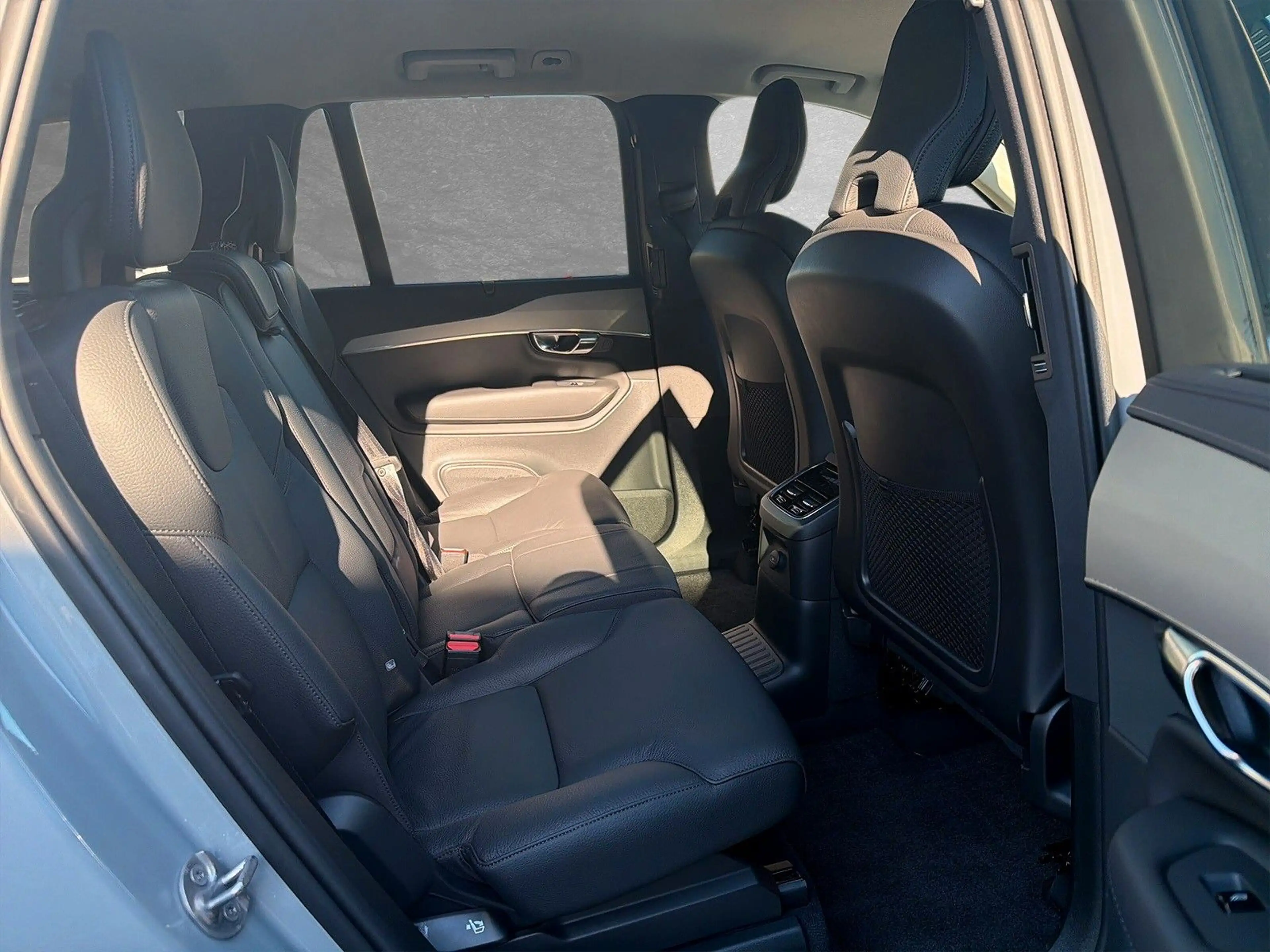 Volvo XC90 T8 AWD Recharge Plus Bright 7-Sitzer ACC — photo 5