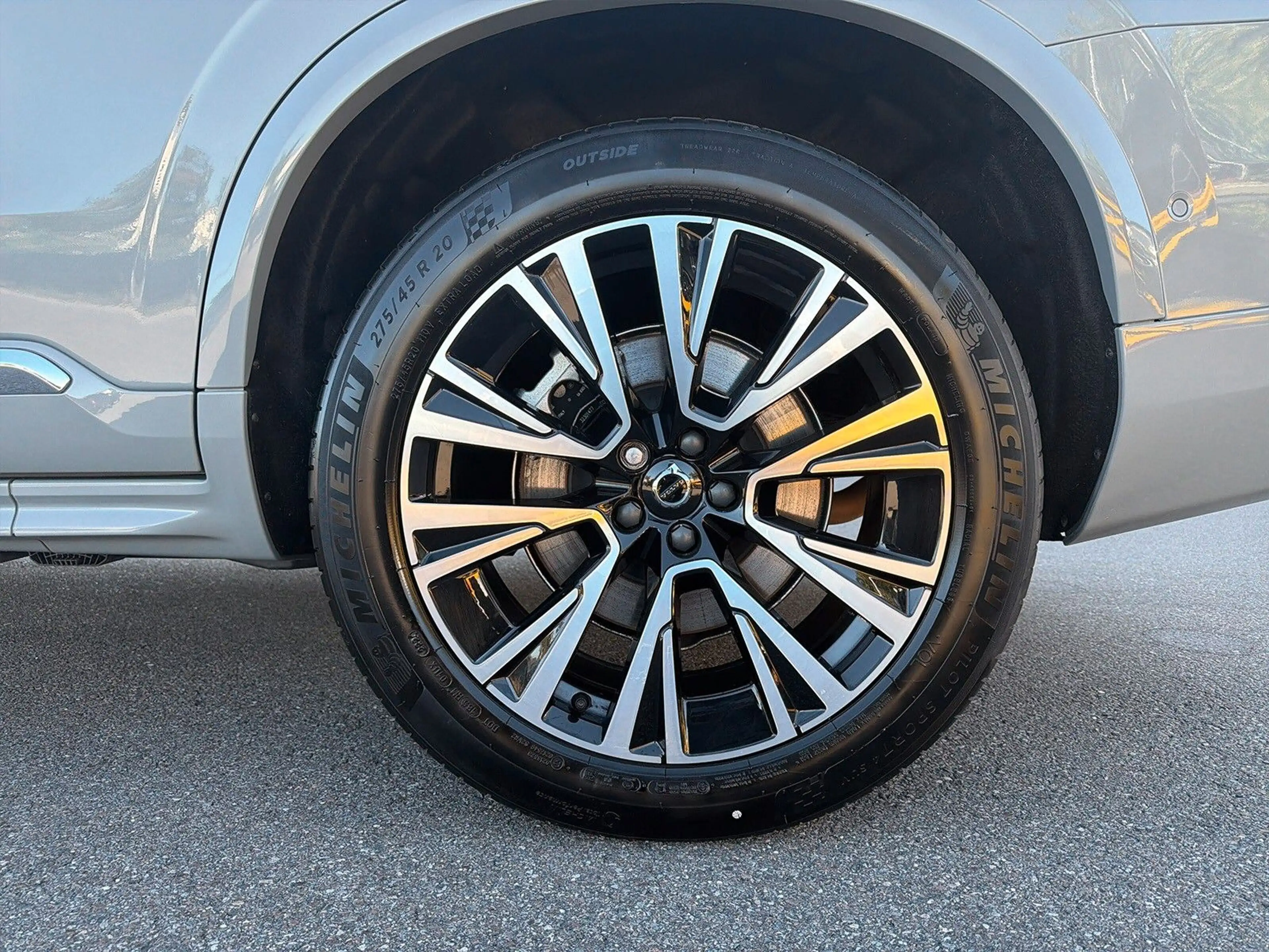 Volvo XC90 T8 AWD Recharge Plus Bright 7-Sitzer ACC — photo 2