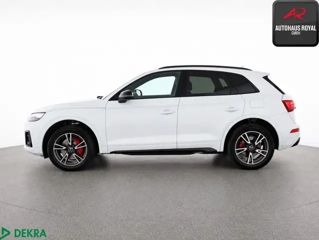 Audi Q5 view 2