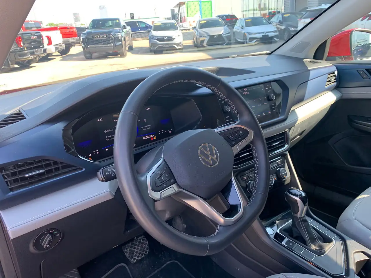 Volkswagen Taos снимка Volkswagen Taos