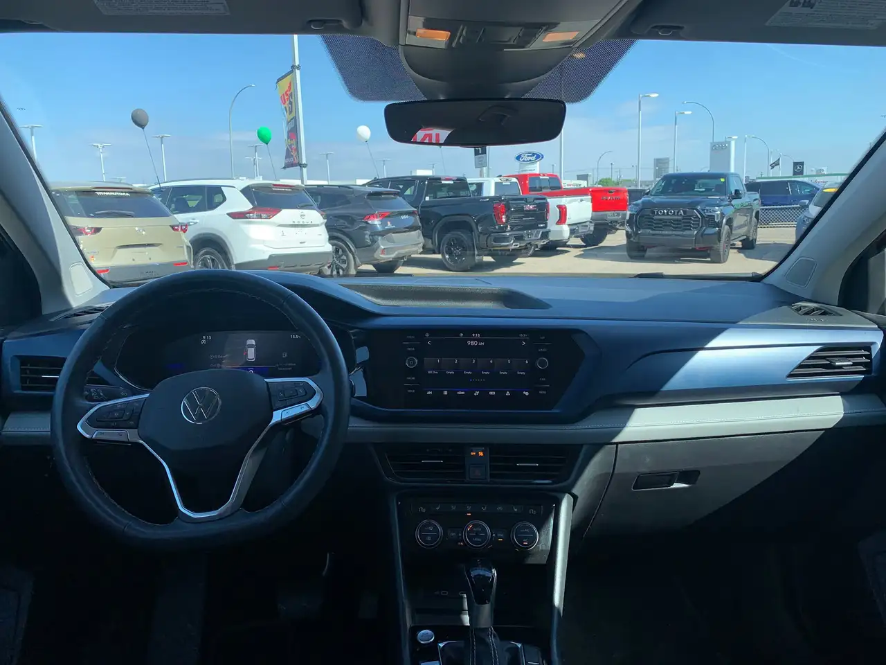 Volkswagen Taos снимка Volkswagen Taos