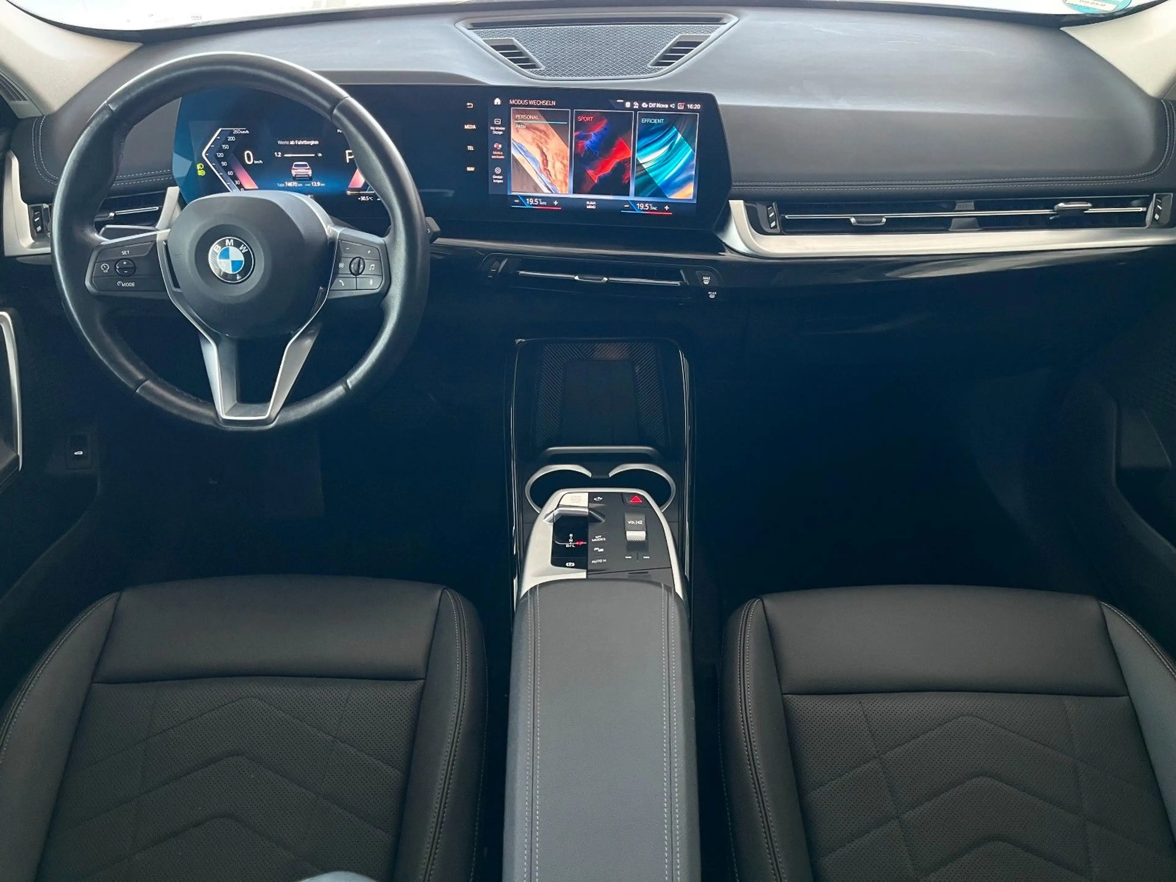 BMW X1 sD18i xLine PANO KAM AHK Driv.Assist+ KomfZug — photo 12