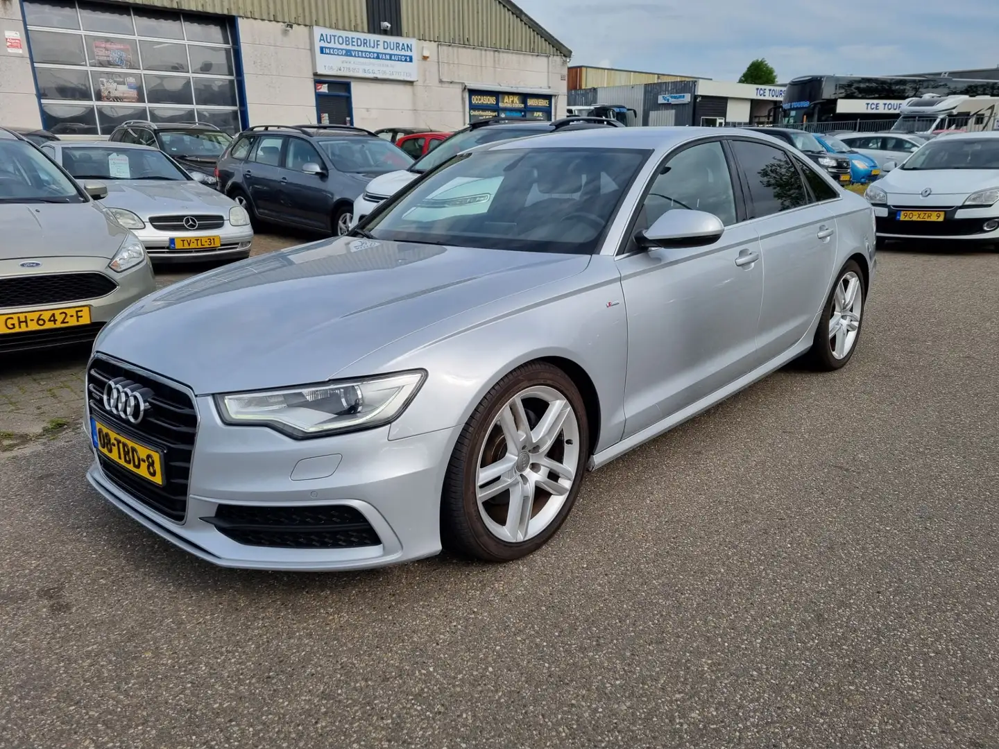 Audi A6 Limousine 3.0 TDI quattro S-Line Sedan Bj:2012 NAP Grijs - 1