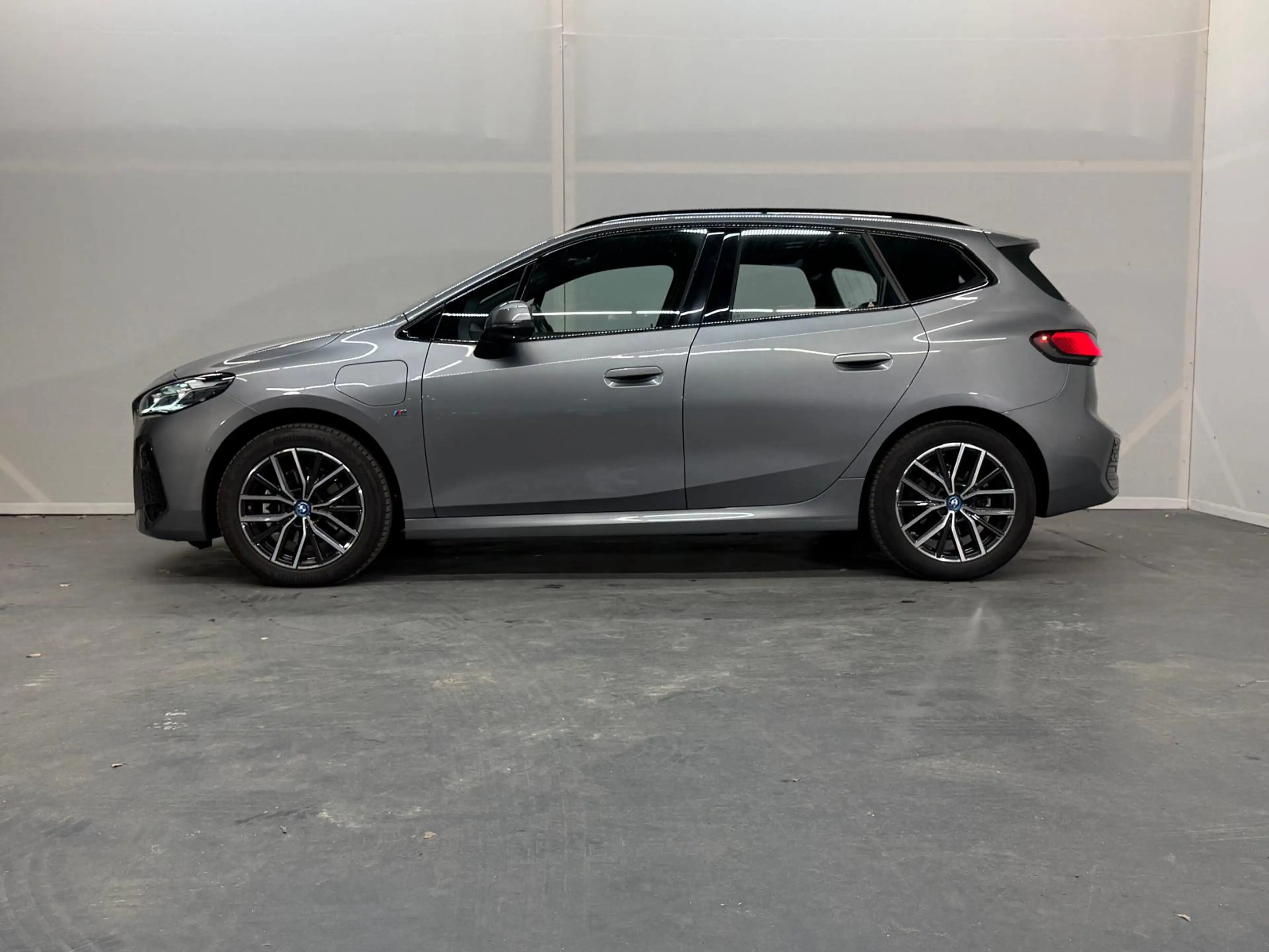 BMW 225 2-serie Active Tourer 225e xDrive | Trekhaak | M S — photo 2