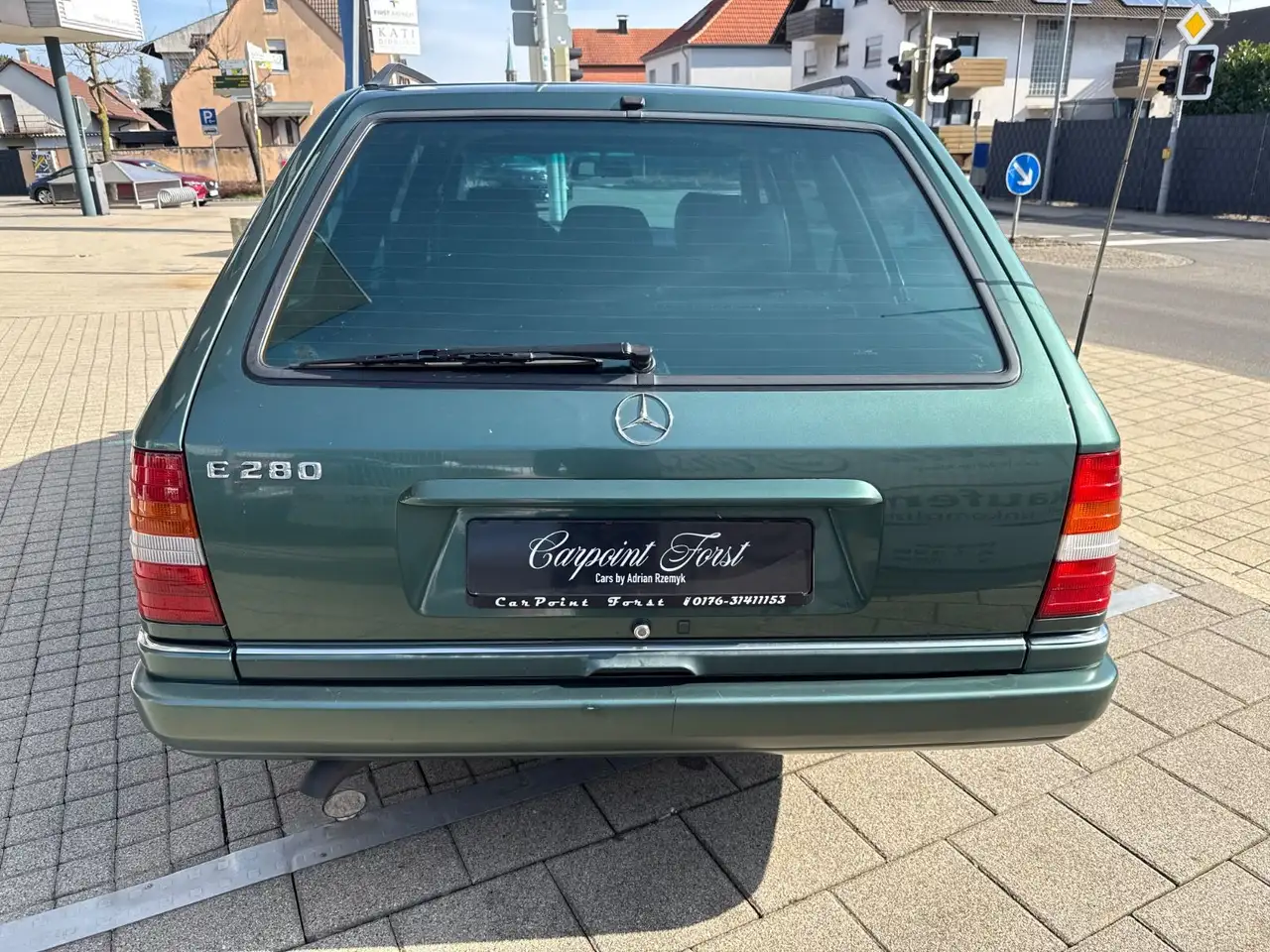 Mercedes-Benz E 280 1.Hand ,LEDER, KLIMA,SCHIEBEDACH, uvm., foto 12