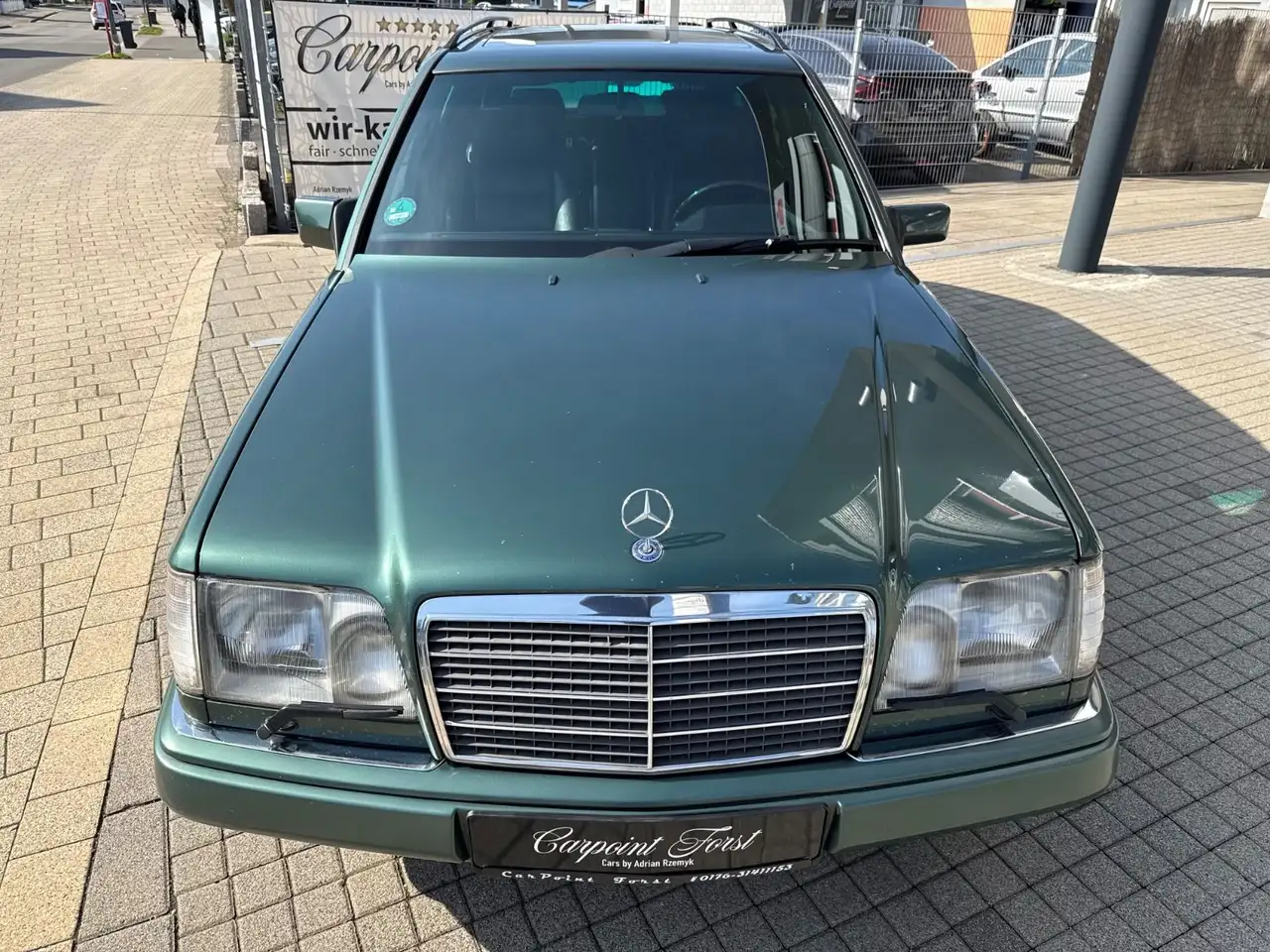 Mercedes-Benz E 280 1.Hand ,LEDER, KLIMA,SCHIEBEDACH, uvm., foto 5