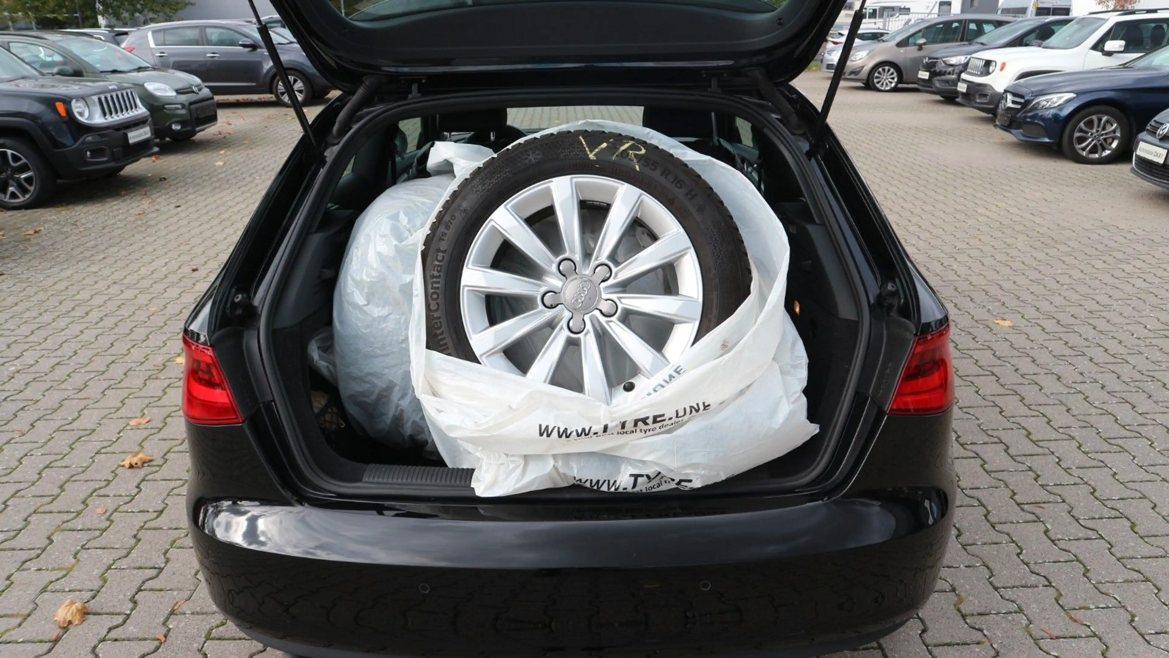 Audi A3 2.0 TDI S line Sportpaket*Navi*8xfach Bereift — photo 8