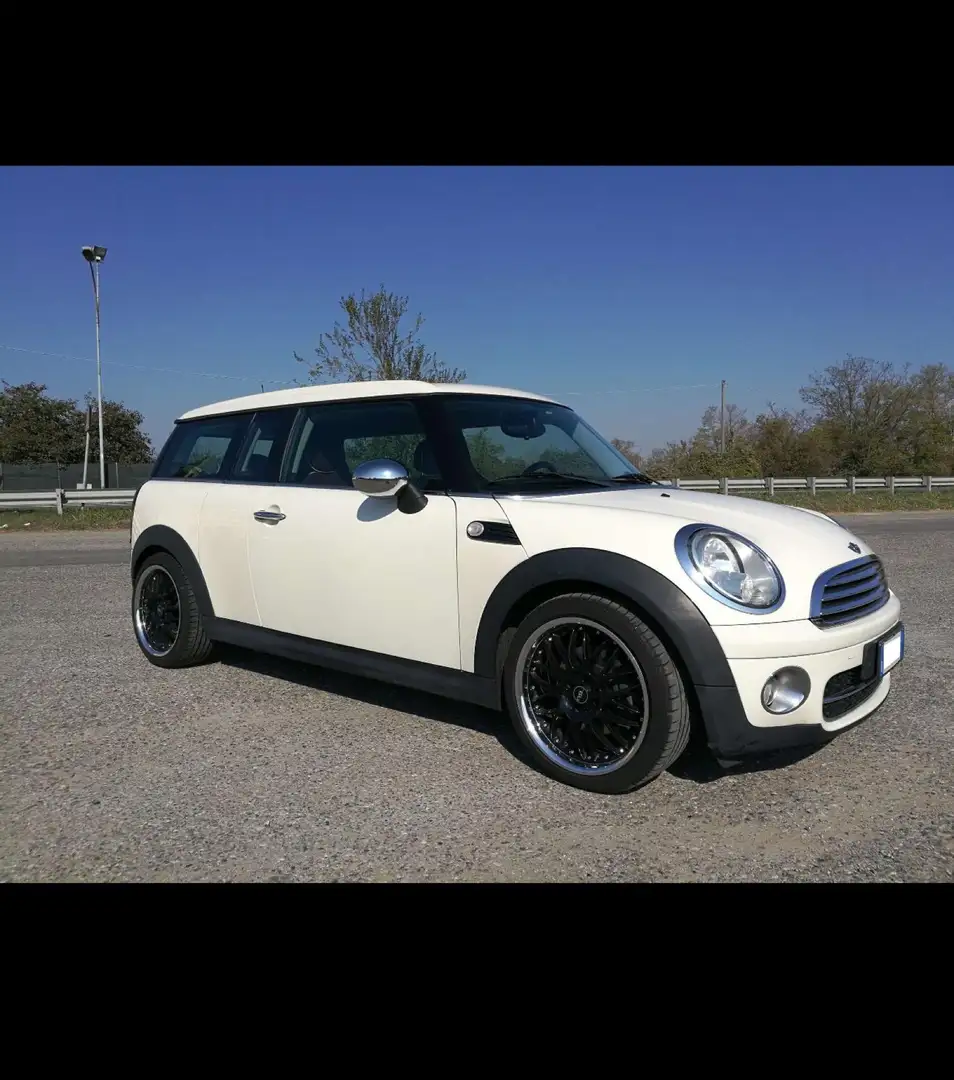 MINI Cooper D Clubman 1.6 Salt Fehér - 2