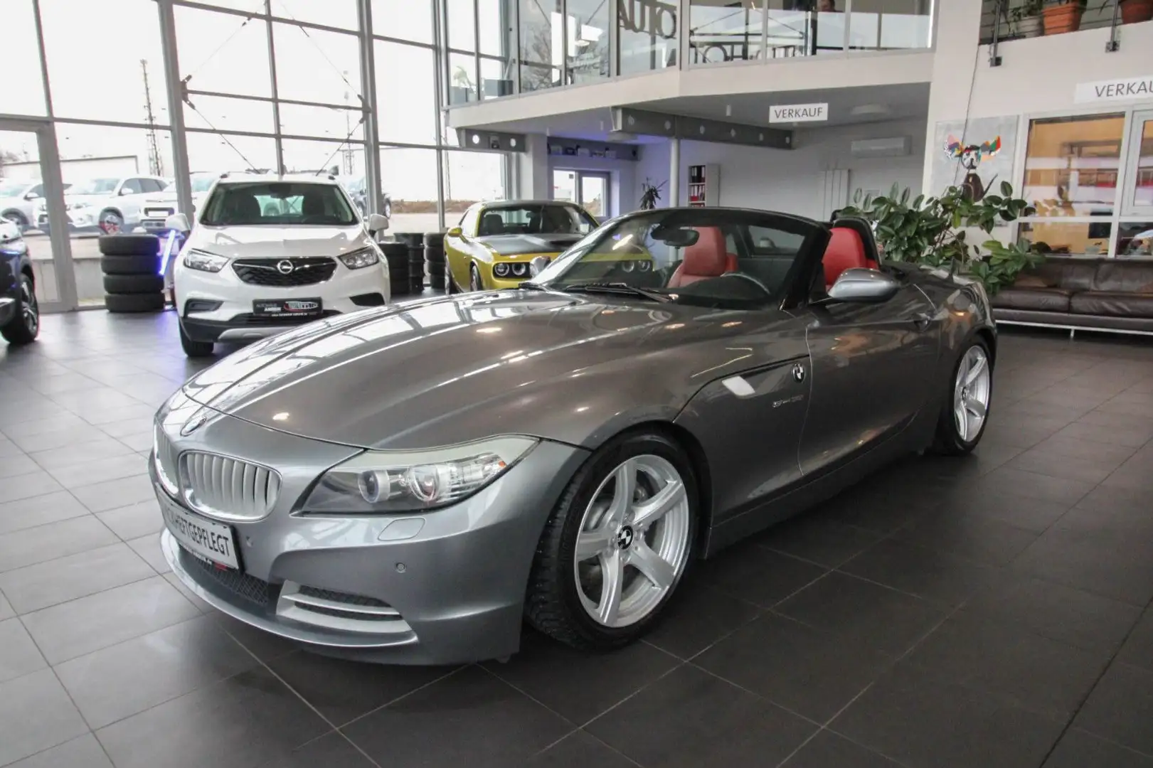 BMW Z4 Roadster sDrive 30i/Gewindefahrwerk/Navi/PDC Grau - 1
