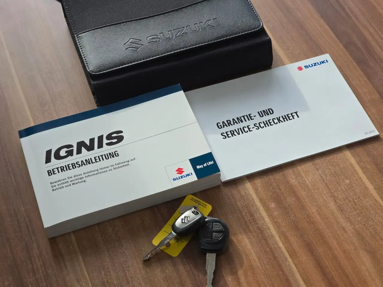 Suzuki Ignis 23