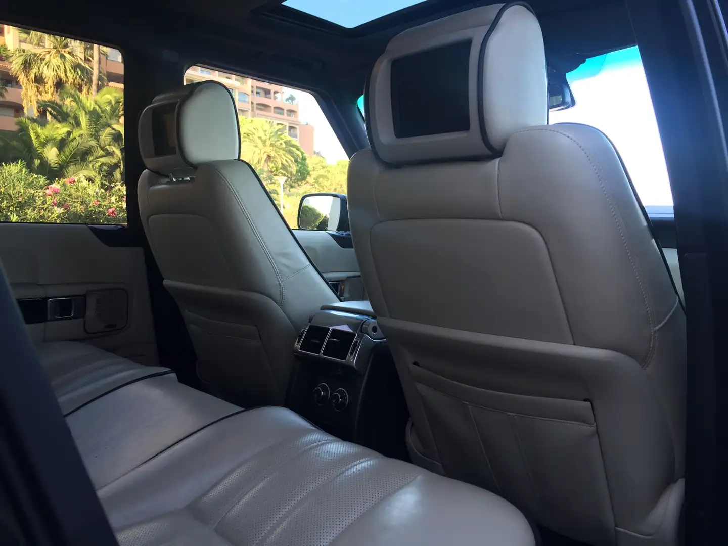 Land Rover Range Rover V8 5.0L Supercharged - 2