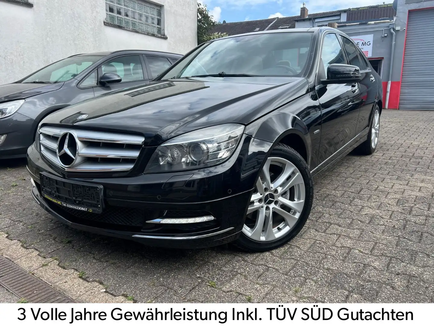 Mercedes-Benz C 300 4MATIC-AVANTGARDE-AUTOM-PANO-NAVI-AHK-V6 Negru - 1