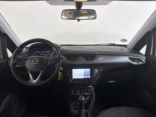 Opel Corsa view 2