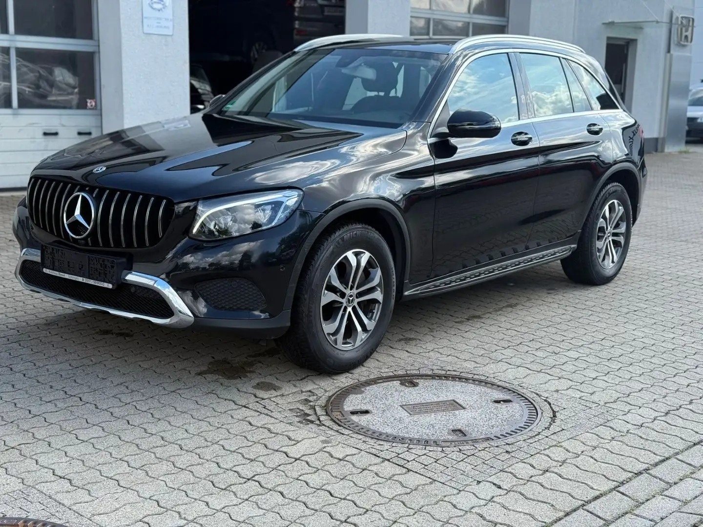 Mercedes-Benz GLC 220 GLC -Klasse GLC 220 d 4Matic Noir - 2