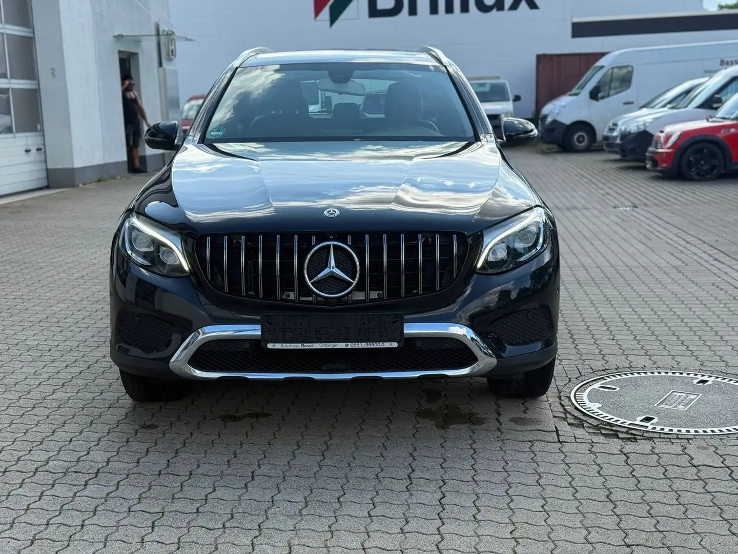 Mercedes-Benz GLC 220 GLC -Klasse GLC 220 d 4Matic Noir - 1