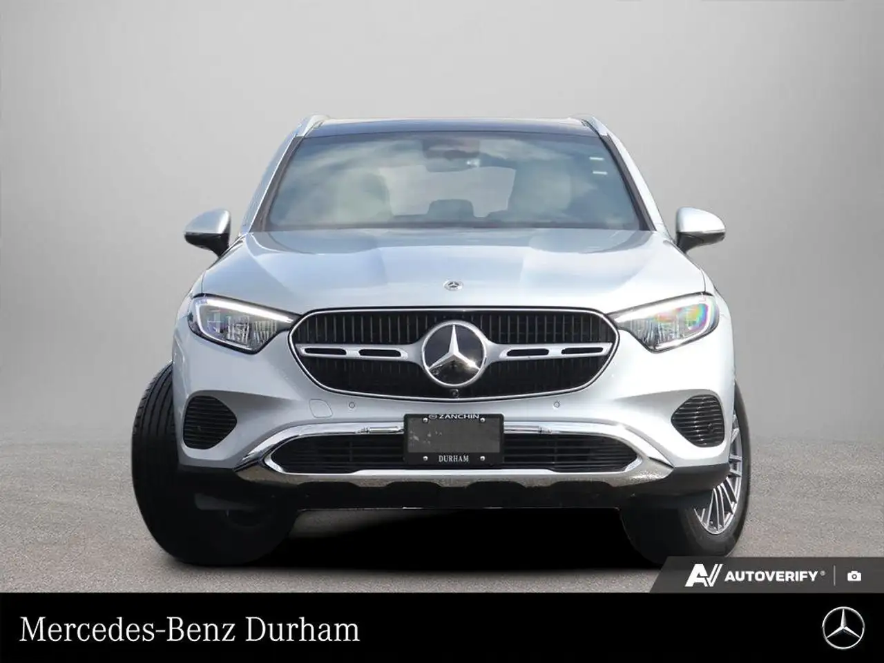 Mercedes-Benz GLC снимка Mercedes-Benz GLC