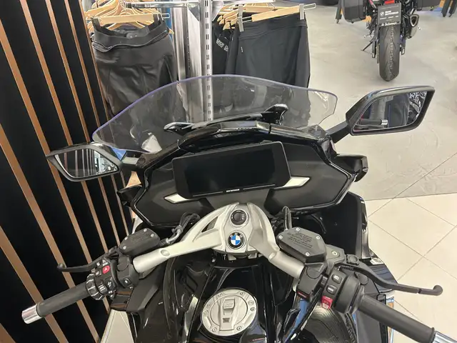 BMW K 1600 GTL view 6