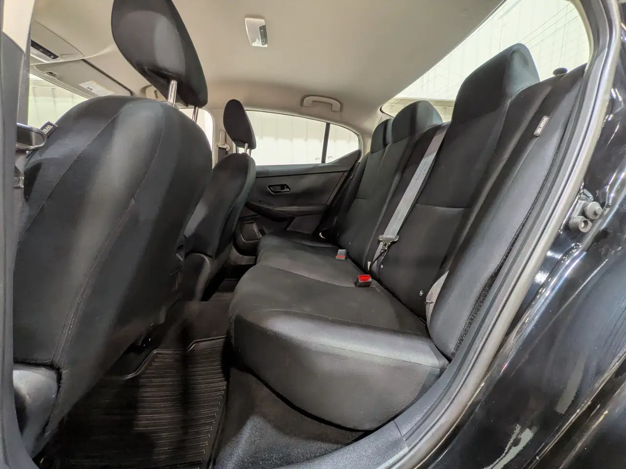 Nissan Sentra снимка Nissan Sentra