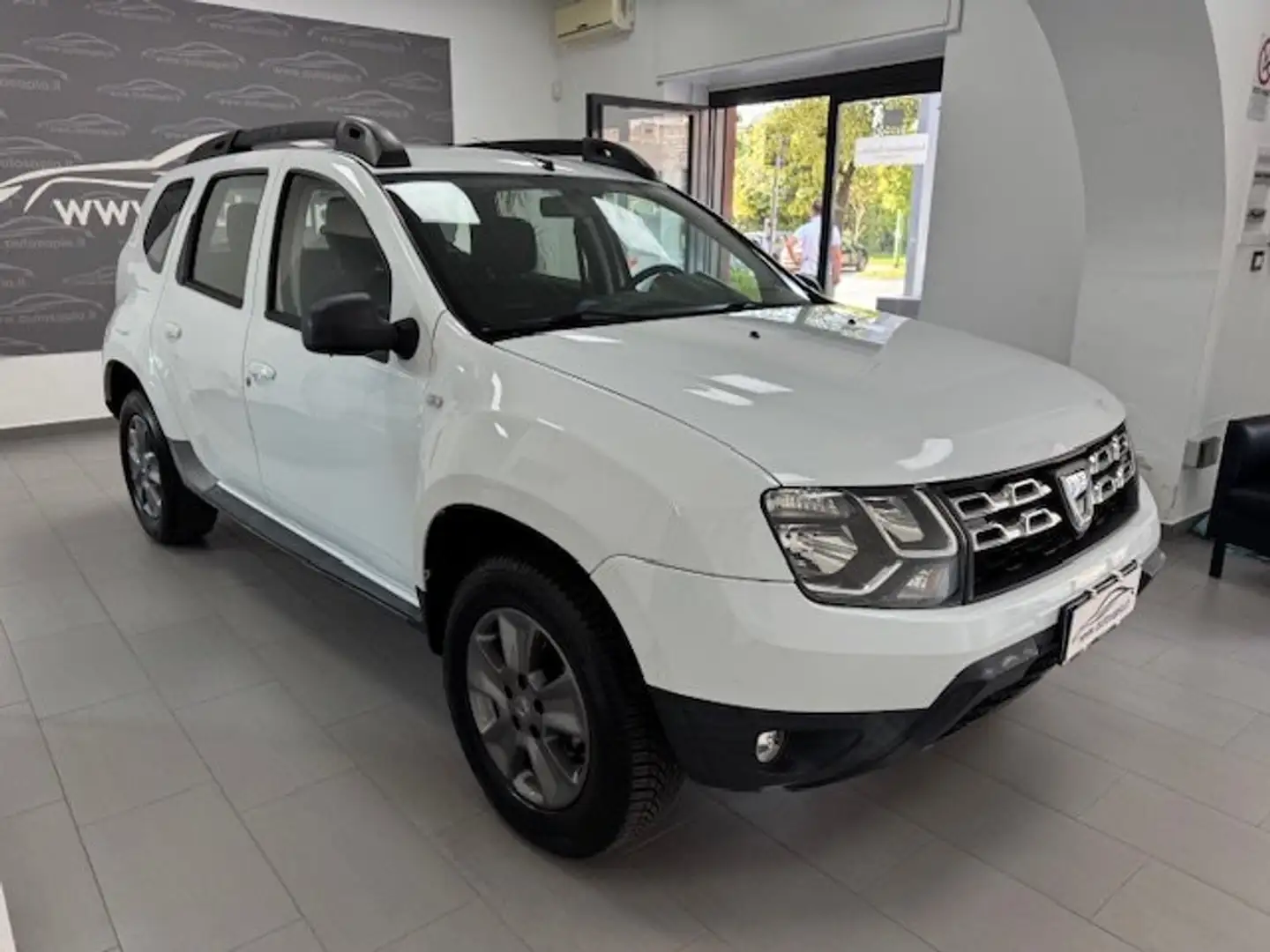 Dacia Duster Duster 1.5 dci Laureate 4x4 s Bianco - 2