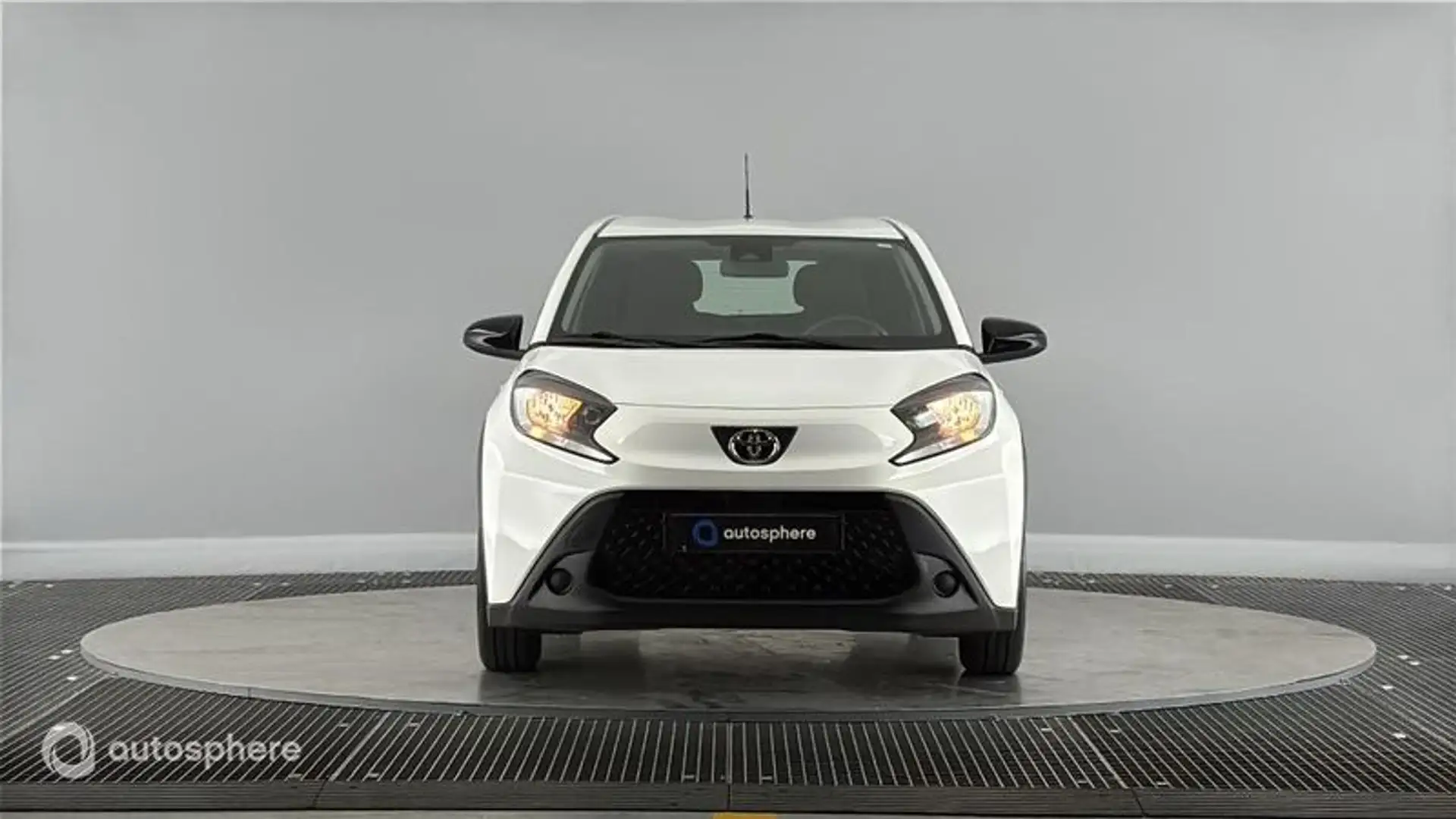 Toyota Aygo X 1.0 VVT-i 72ch Dynamic - 2