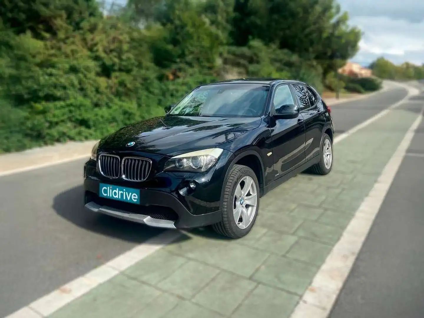 BMW X1 sDrive 18i Noir - 2