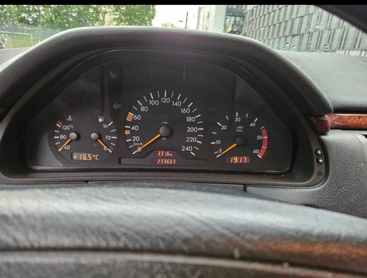 Mercedes-Benz E 200 Classic CDI, foto 6