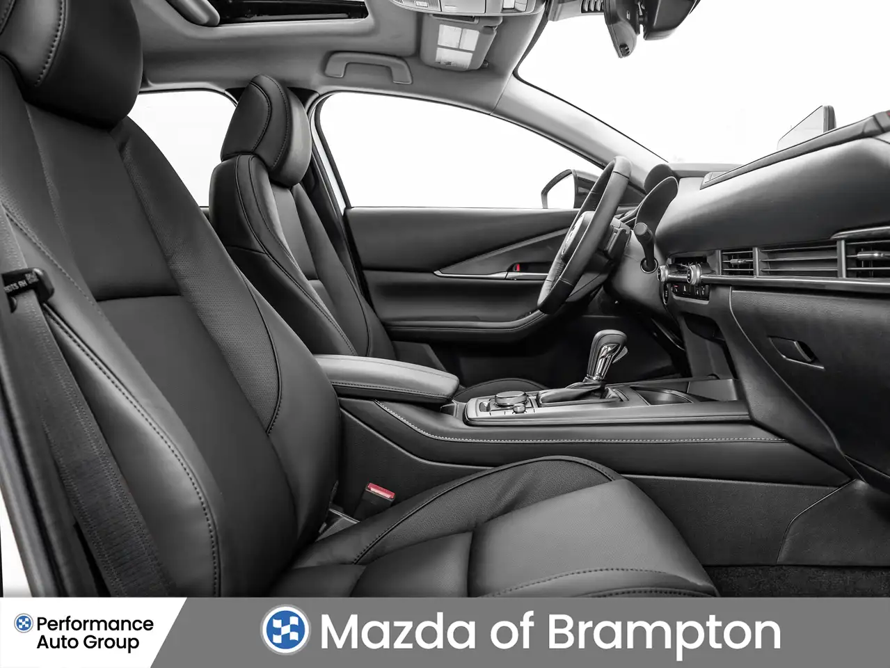 Mazda CX-30 снимка Mazda CX-30