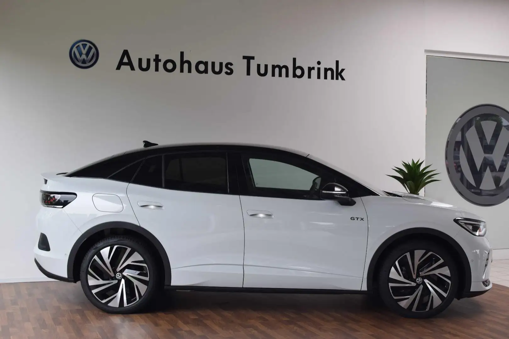 Volkswagen ID.5 GTX Weiß - 2