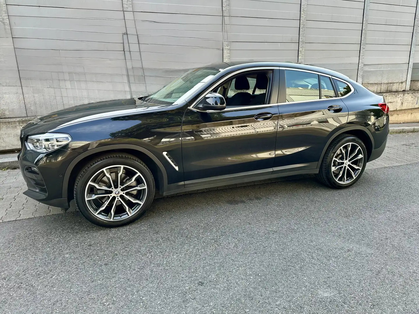 BMW X4 xDrive20i Aut. - 1