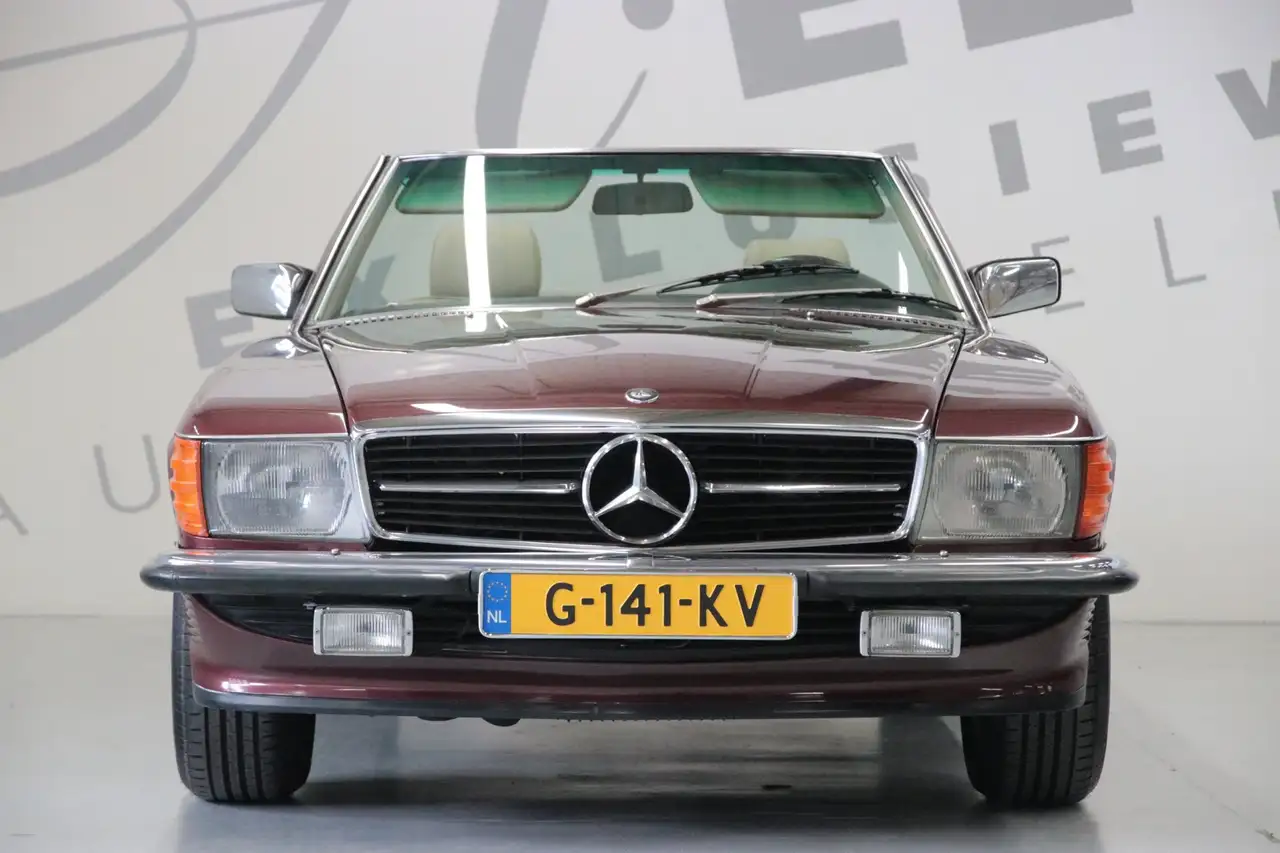 Mercedes-Benz SL 560 /Hardtop, foto 2