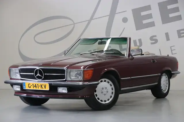 Mercedes-Benz SL 560