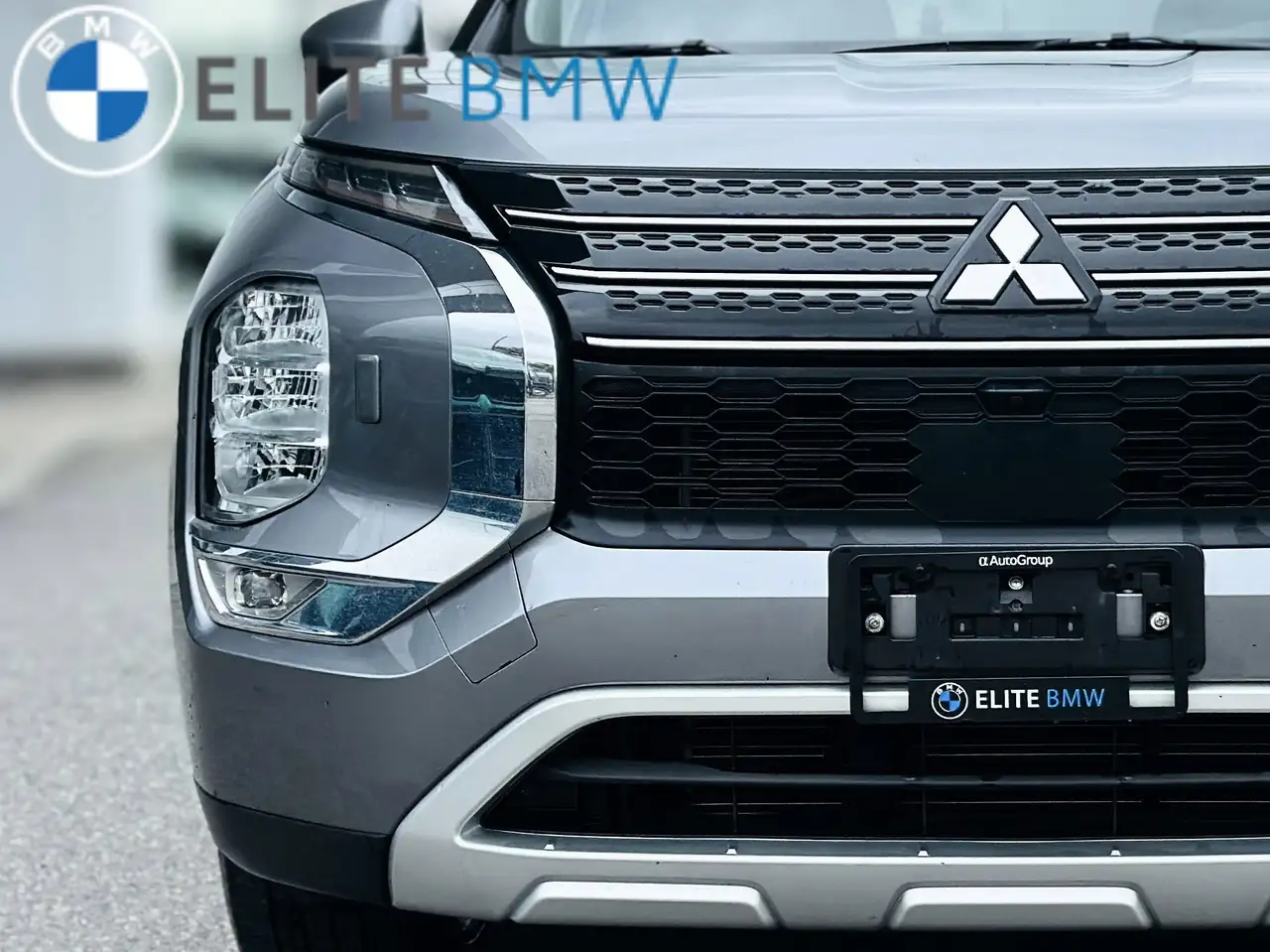 Mitsubishi Outlander снимка Mitsubishi Outlander