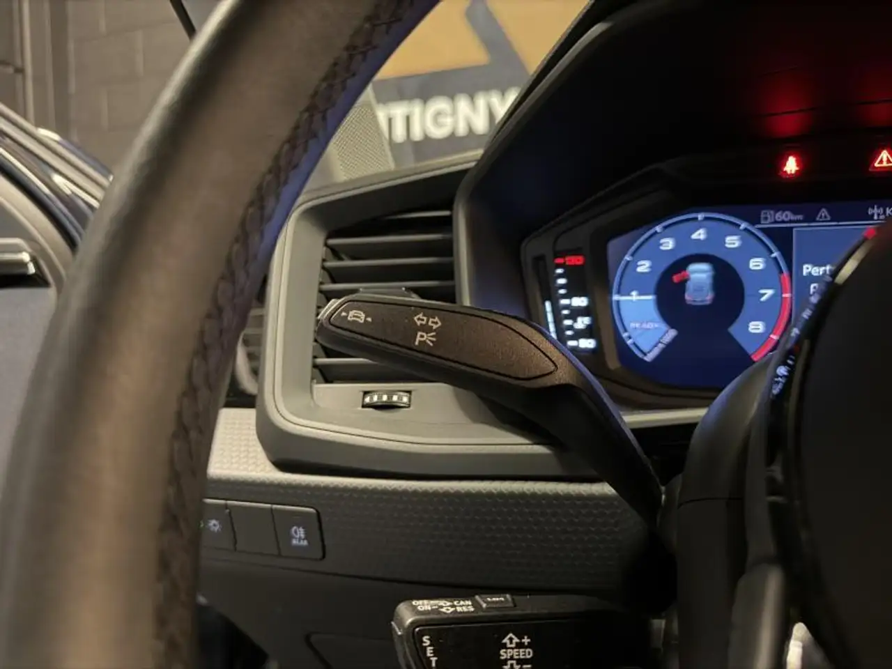 Audi A1 1.0TFSi 95cv *NAVI*CLIM*CAPTEURS AV/AR*, миниатюра 13