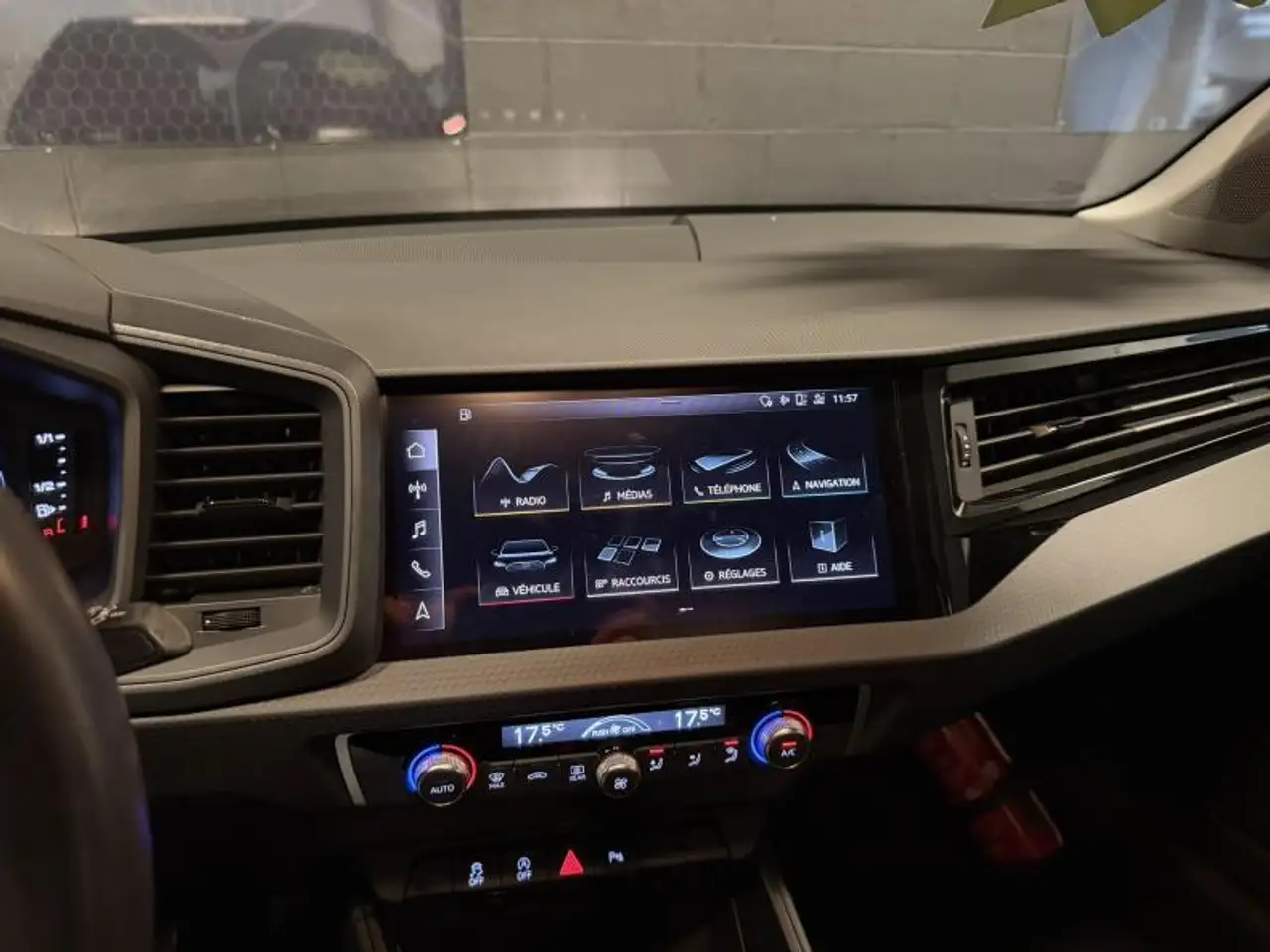 Audi A1 1.0TFSi 95cv *NAVI*CLIM*CAPTEURS AV/AR*, миниатюра 23