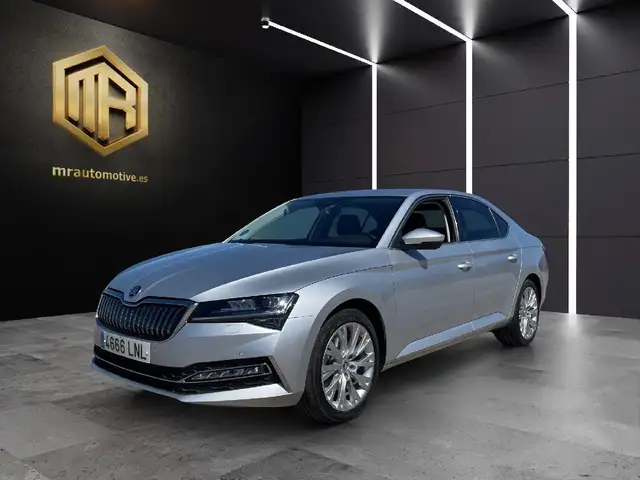 Skoda Superb 1.4 TSI P-HEV Style DSG