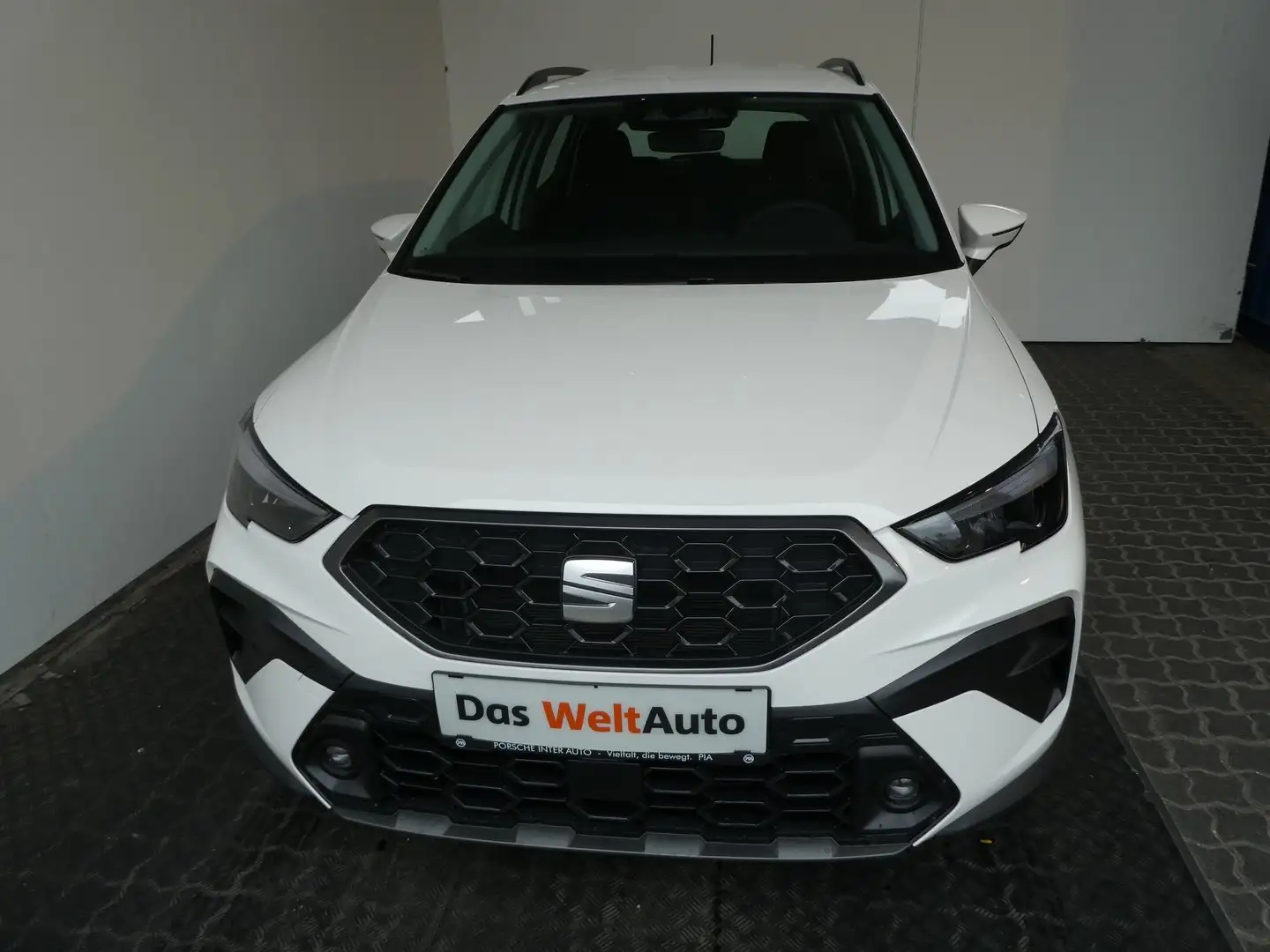 SEAT Arona Reference Edition 1.0 TSI Weiß - 2