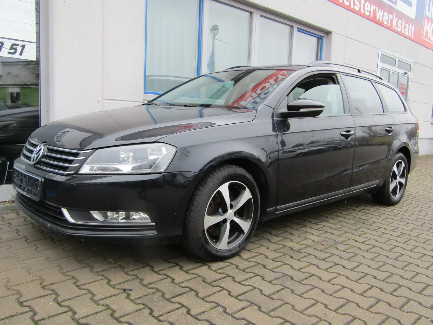 Volkswagen Passat Variant Trendline BlueMotion, ZR+KD neu, Schwarz - 1