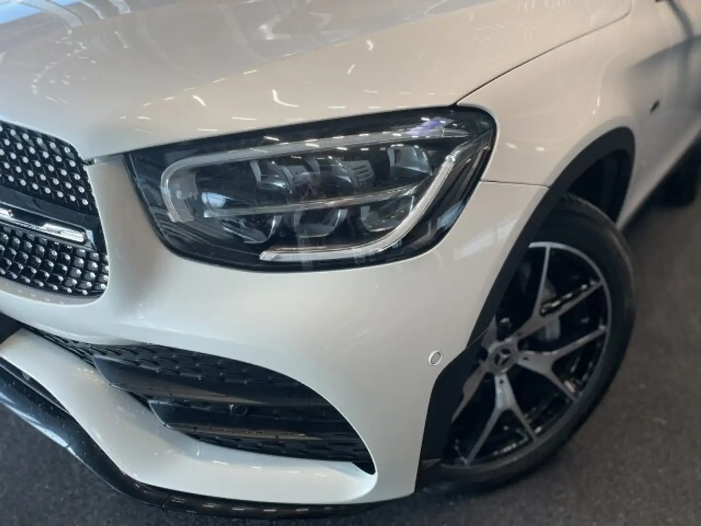 Mercedes-Benz GLC 300 GLC 300 de 4M AMG Night Distro Kamera Led ElHeck Weiß - 2