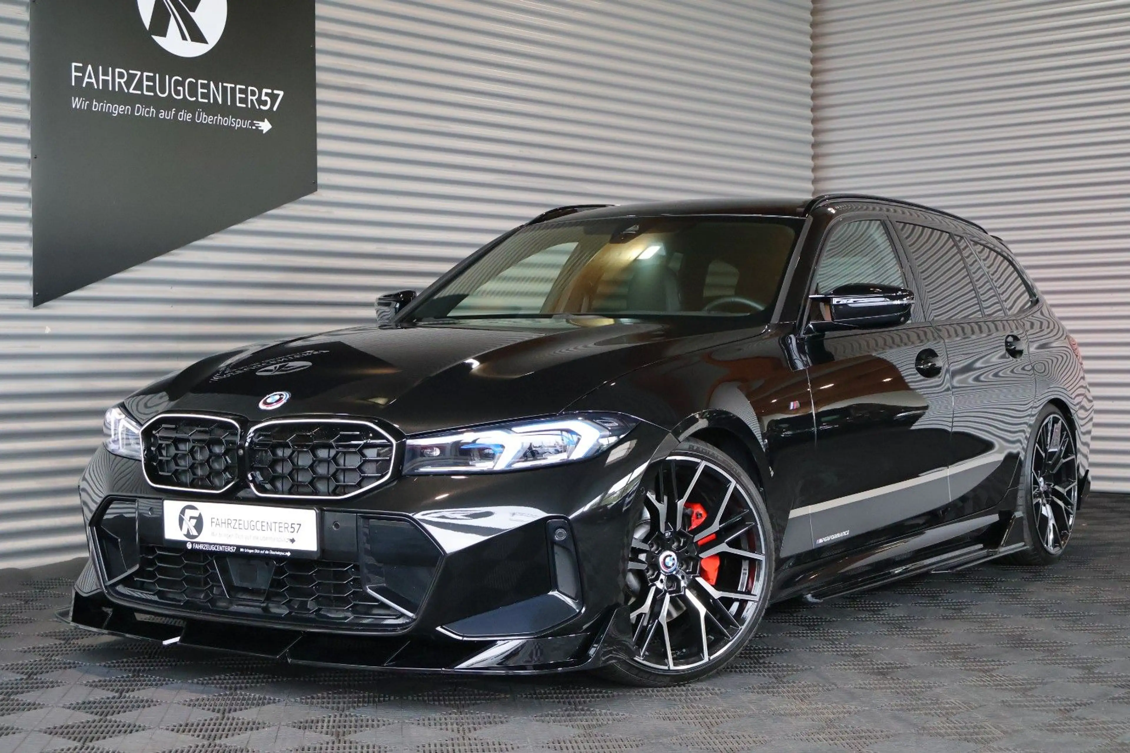 BMW 330 d xDrive Touring LCI HUD/360°/ACC/TOTWINKEL