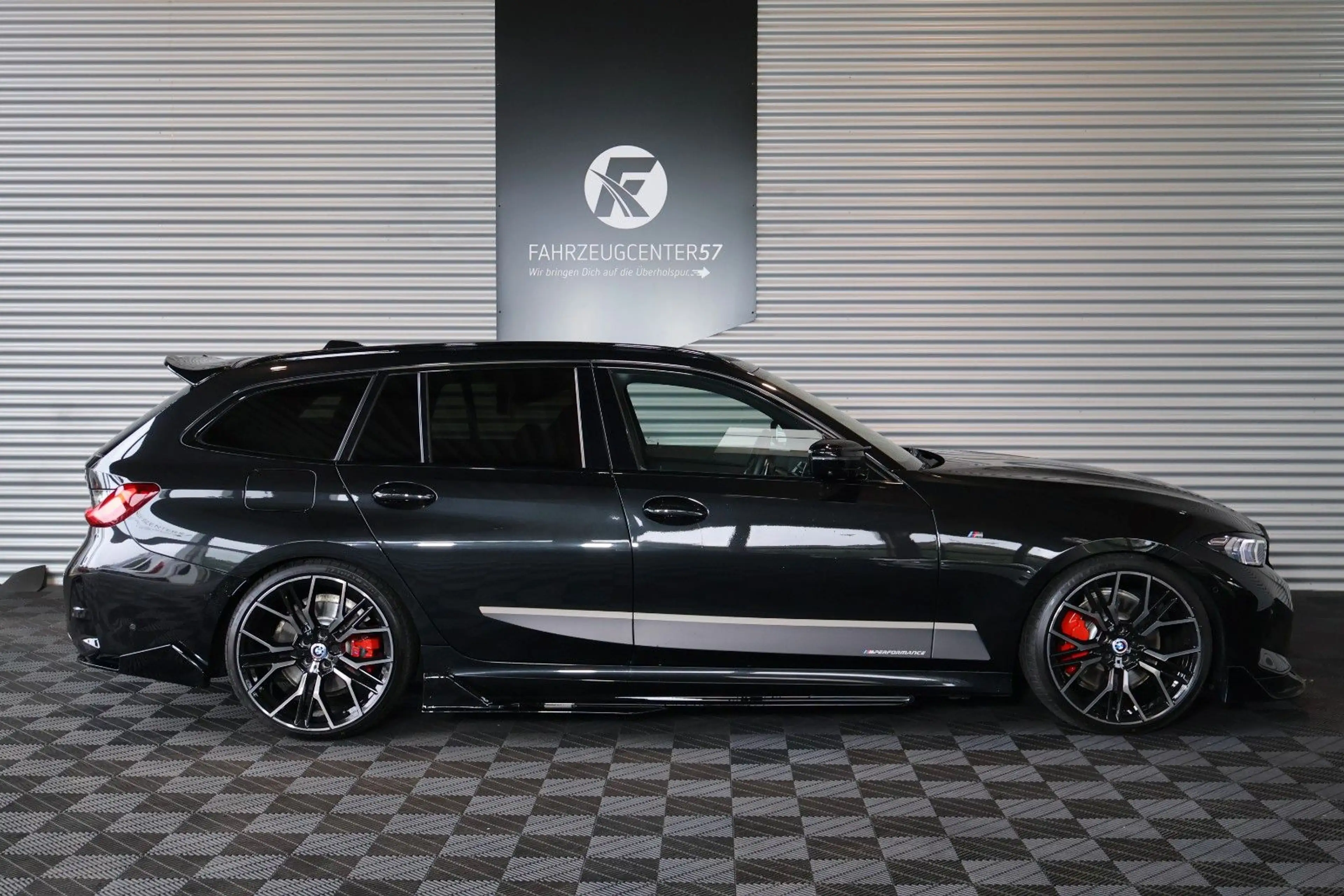 BMW 330 d xDrive Touring LCI HUD/360°/ACC/TOTWINKEL — photo 7