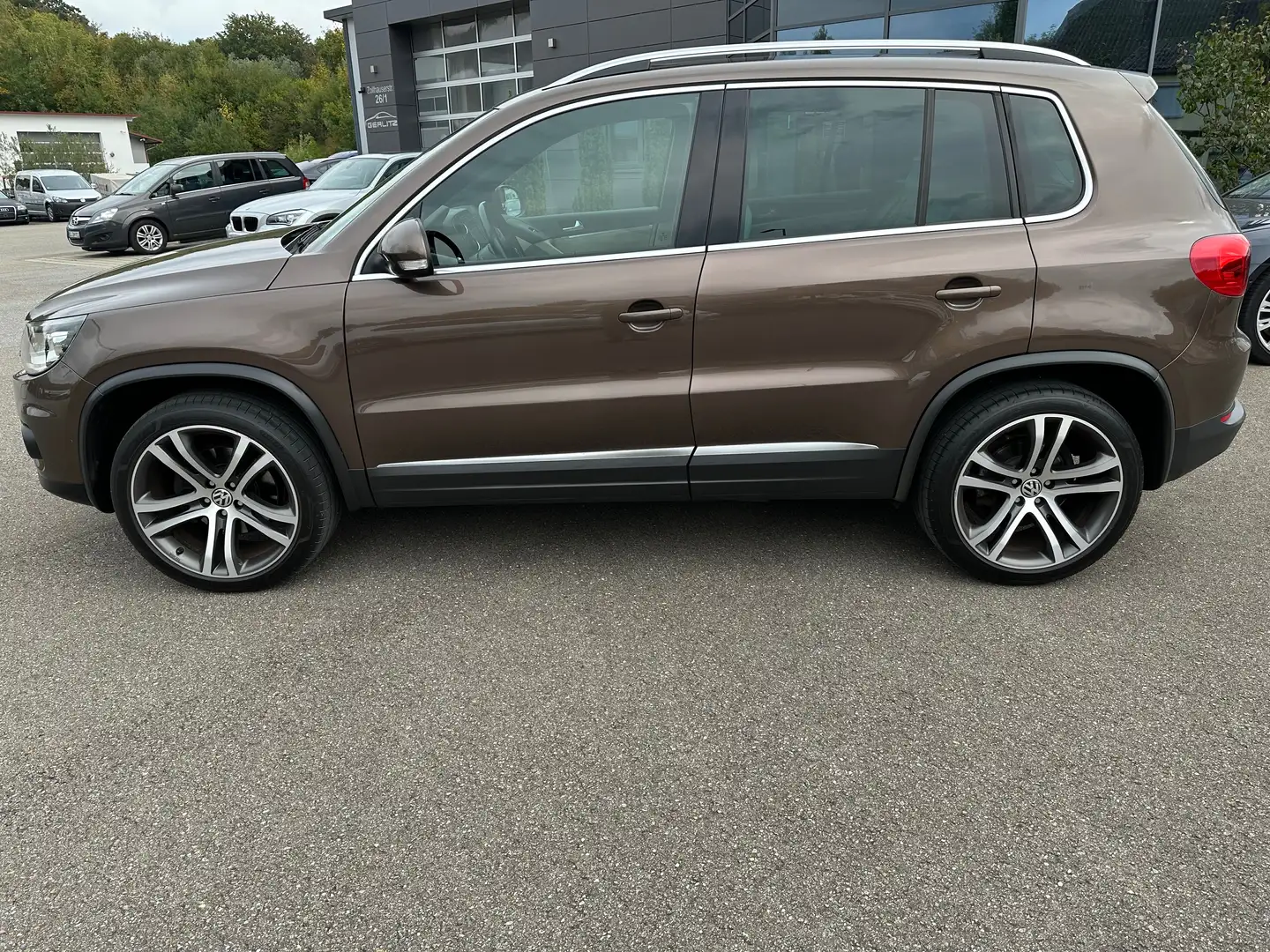 Volkswagen Tiguan Track&Style  4Motion Bi-Xenon Leder AHK Braun - 2