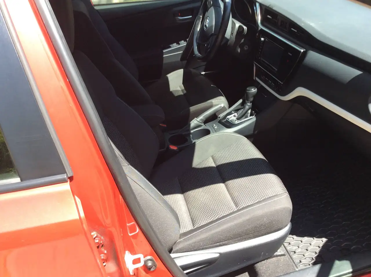 Toyota Corolla снимка Toyota Corolla