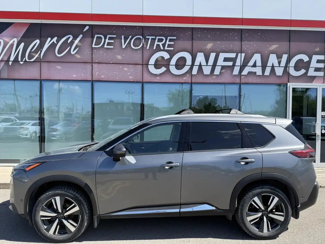 Nissan Rogue fotografie Nissan Rogue