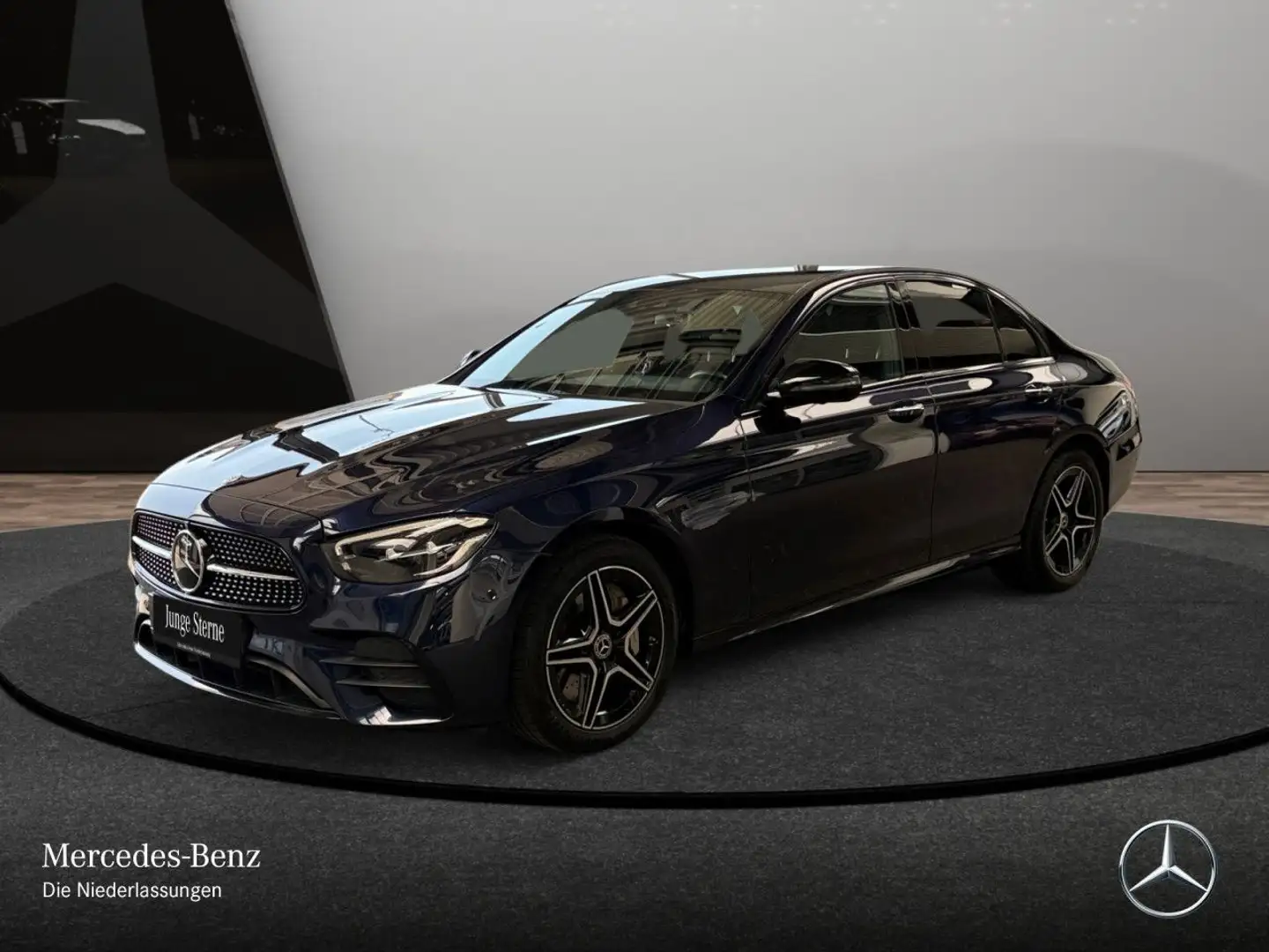 Mercedes-Benz E 300 e AMG+NIGHT+360+AHK+LED+FAHRASS+BURMESTER+9G Blauw - 2
