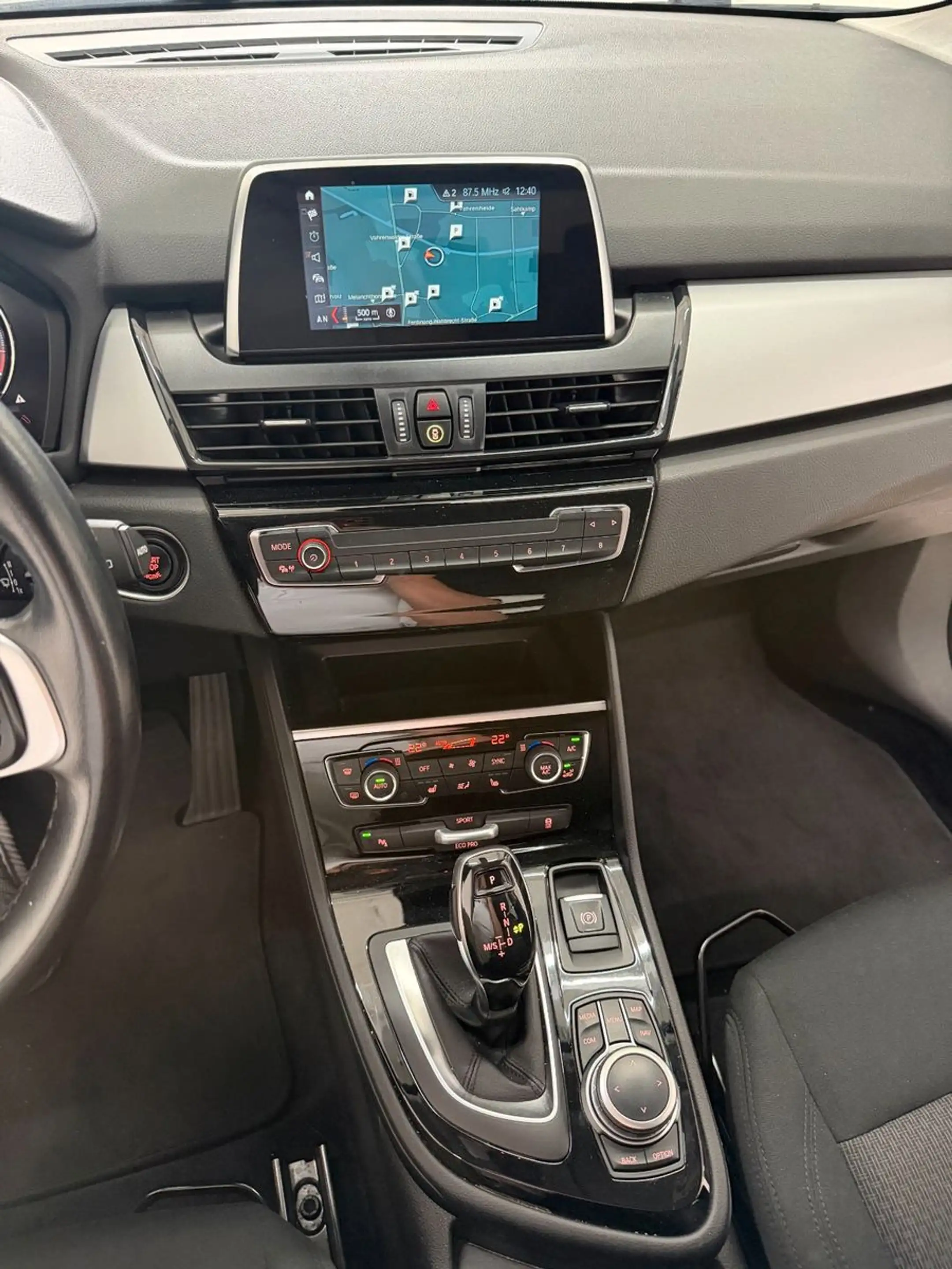 BMW 218 218d Aut Sport Navi Driving A. Sitzh. LED DAB 1H — photo 11