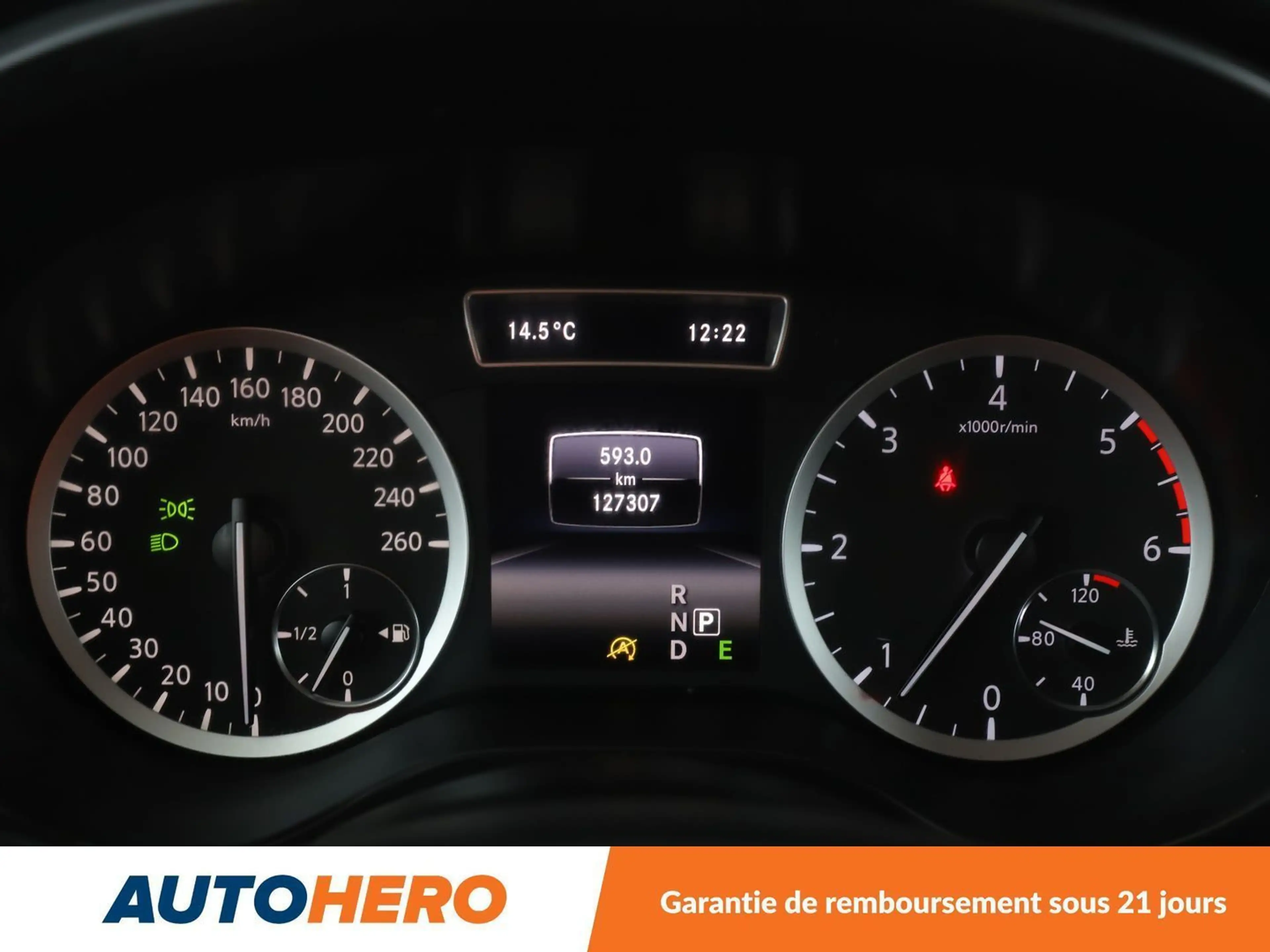 Infiniti QX30 2.2d AWD Premium DCT — photo 15