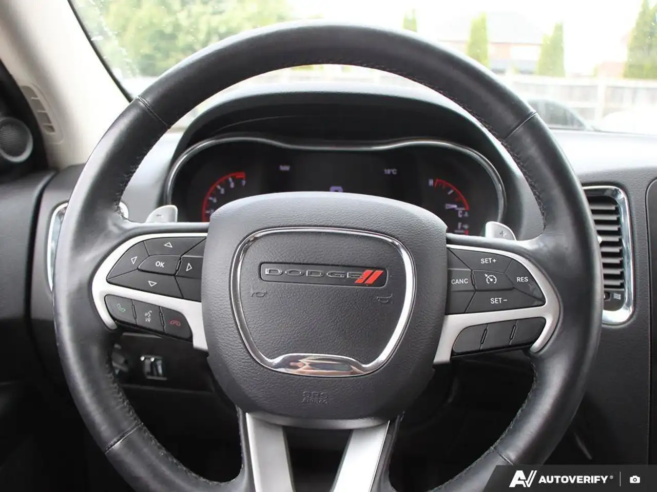 Dodge Durango снимка Dodge Durango