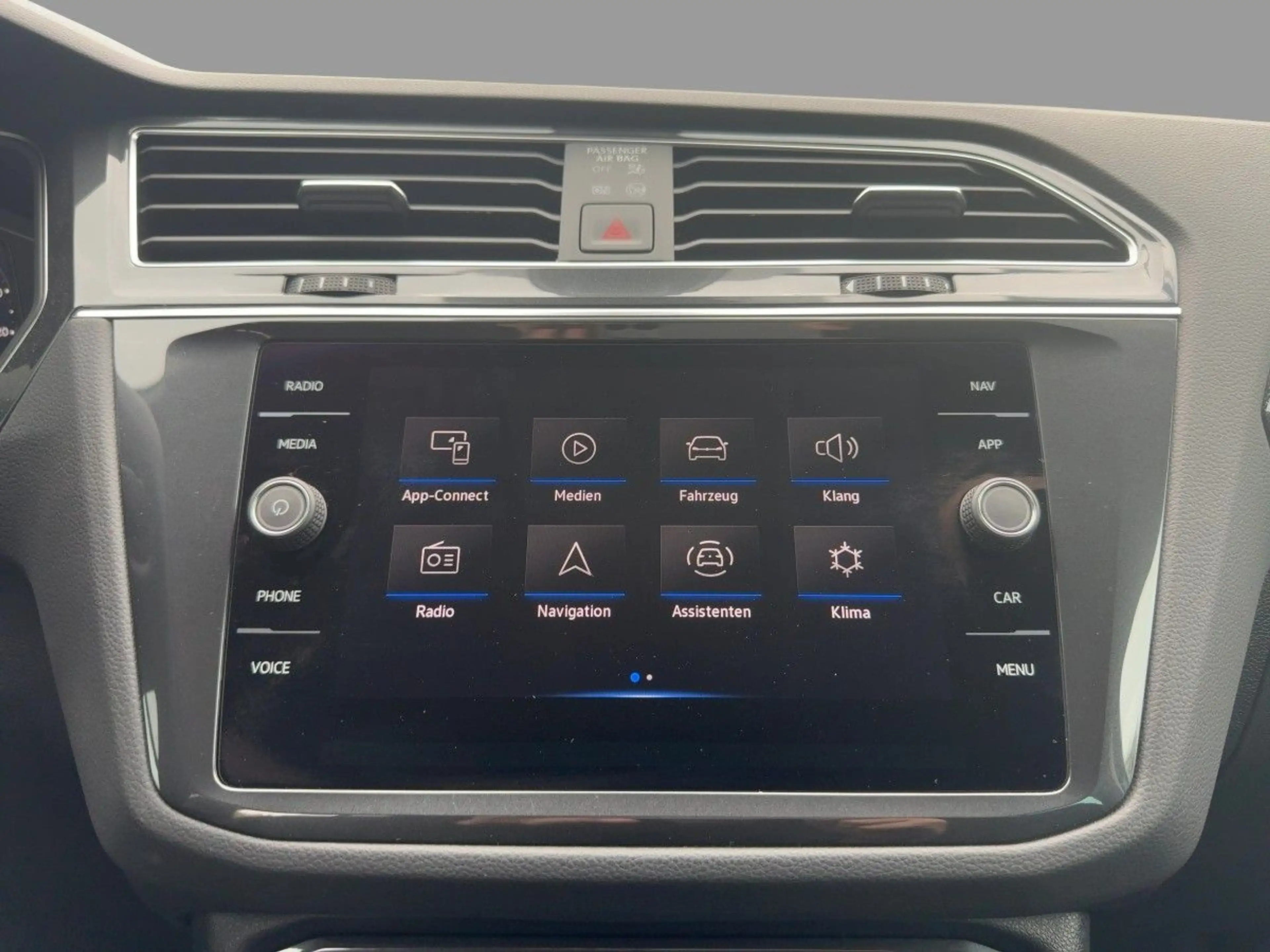 Volkswagen Tiguan 1.5 TSI DSG Elegance Navi LED SHZ ACC PDC — photo 13